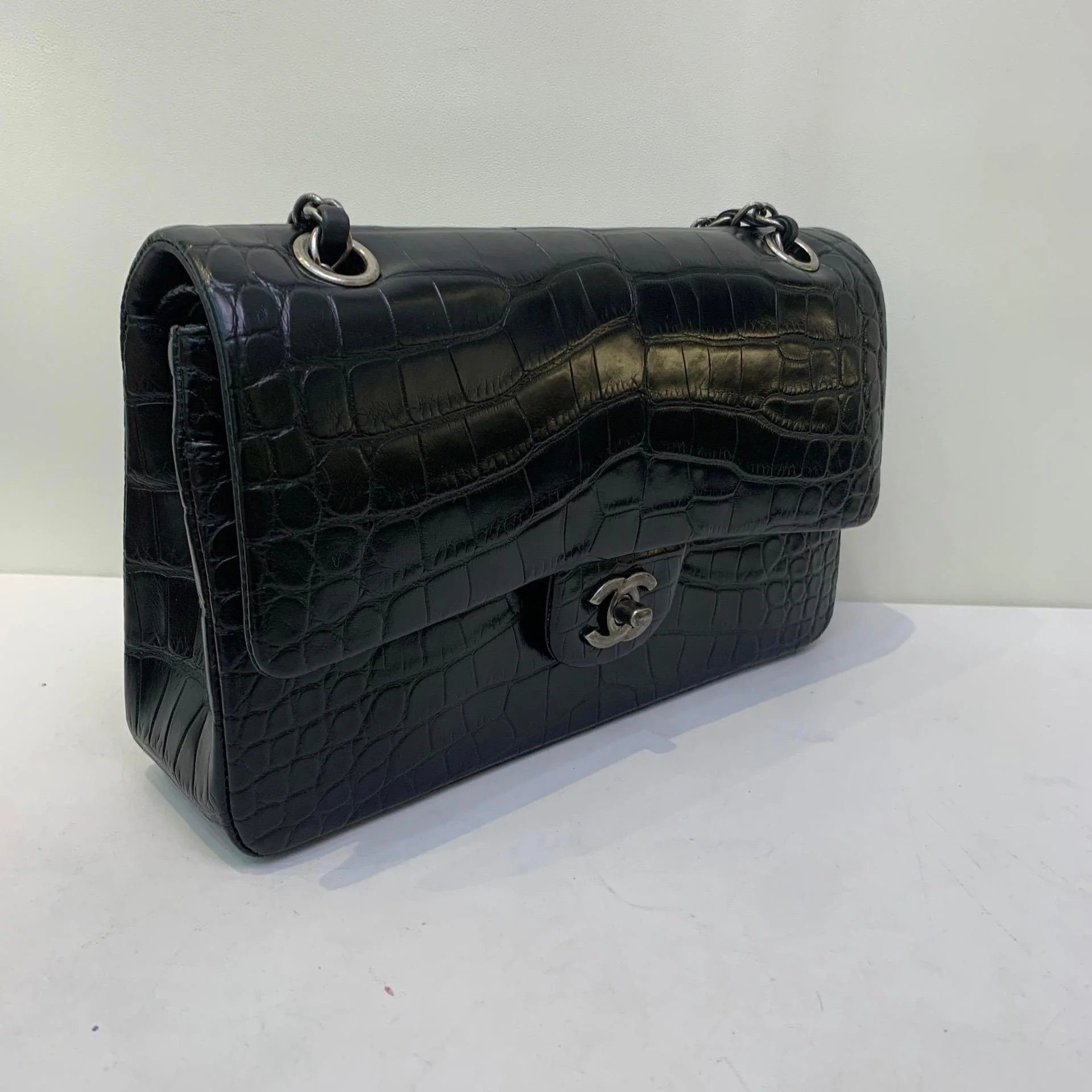 Chanel Black Alligator Medium Double Flap - Image 4
