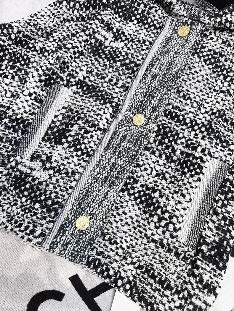 Chanel black and white check knit hooded jacket with gold buttons - Image 3