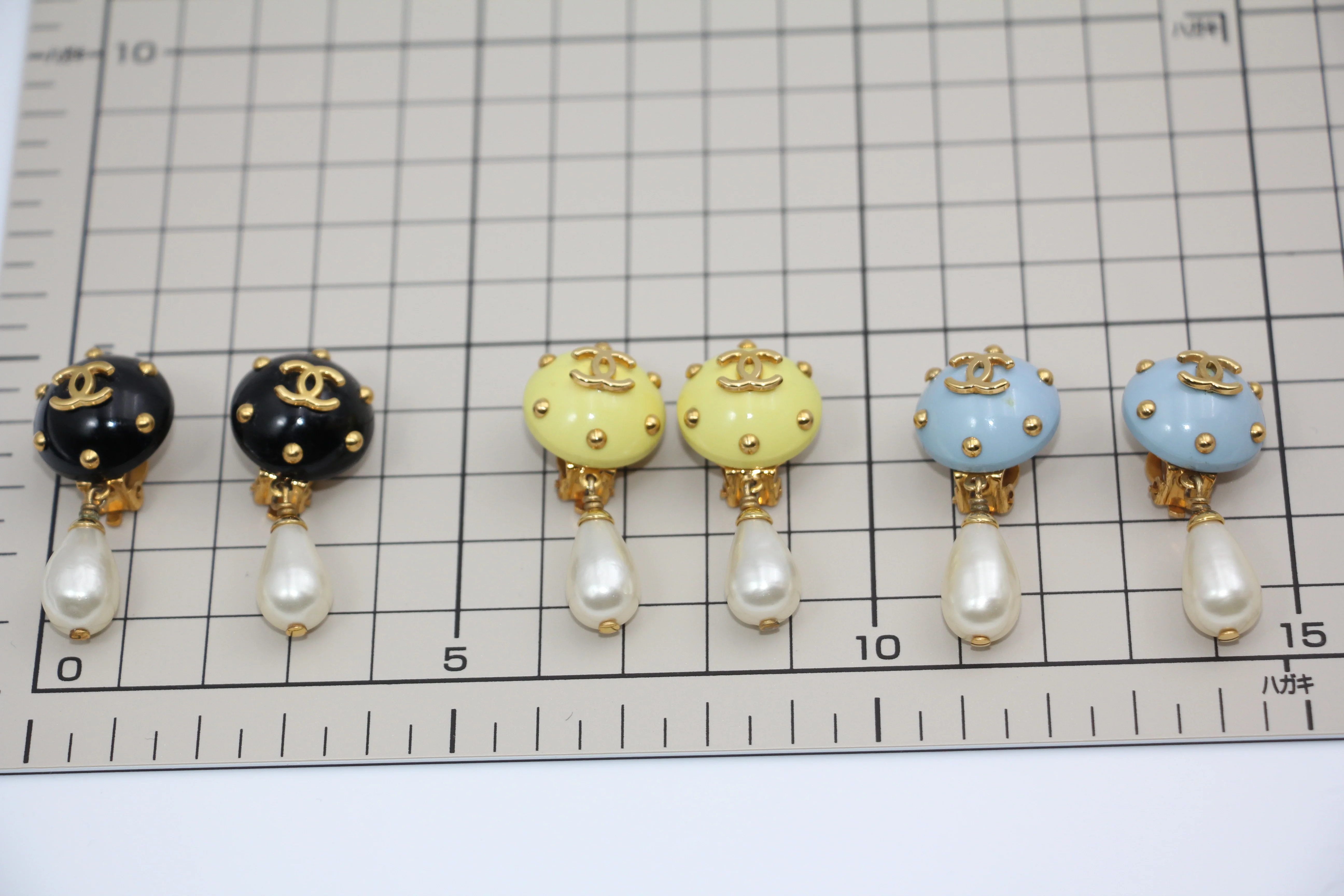 Chanel Black Earrings - Image 4