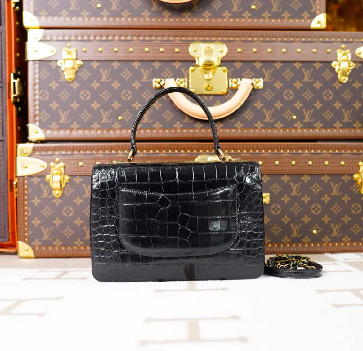 Chanel Black Exotic Croccodile Leather Vintage Flap Bag - Image 3
