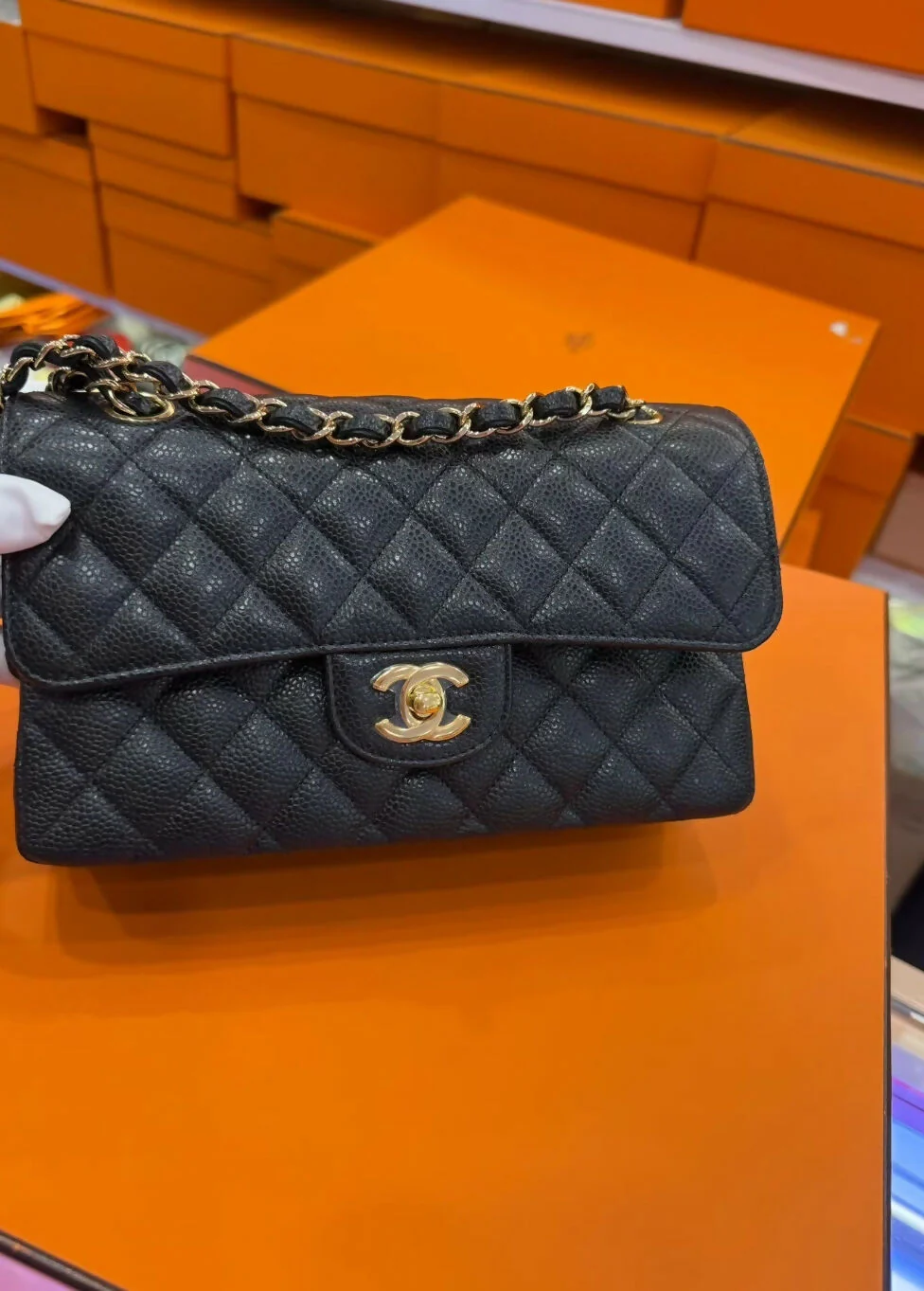 Chanel black lychee leather flap bag gold hardware - Image 2