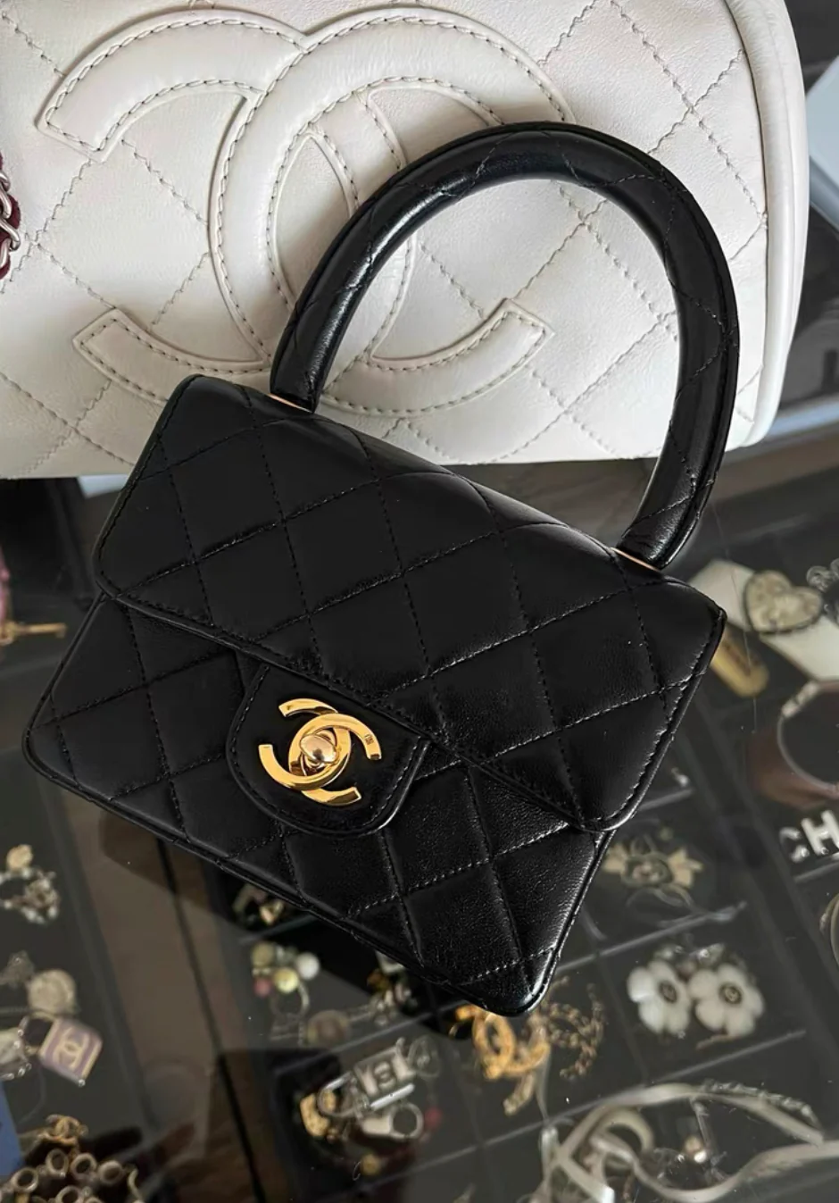 Chanel Black Lambskin Kelly Quilted Mini Flap - Image 3