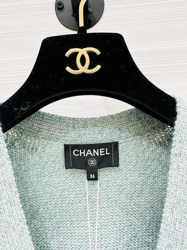 Chanel 24k blue and brown striped knit cardigan - Image 2