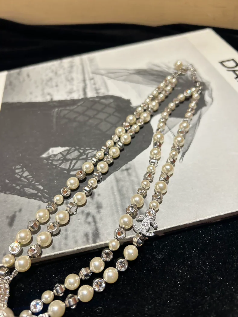 Chanel Bow Rhinestone Pearl Necklace - Image 3