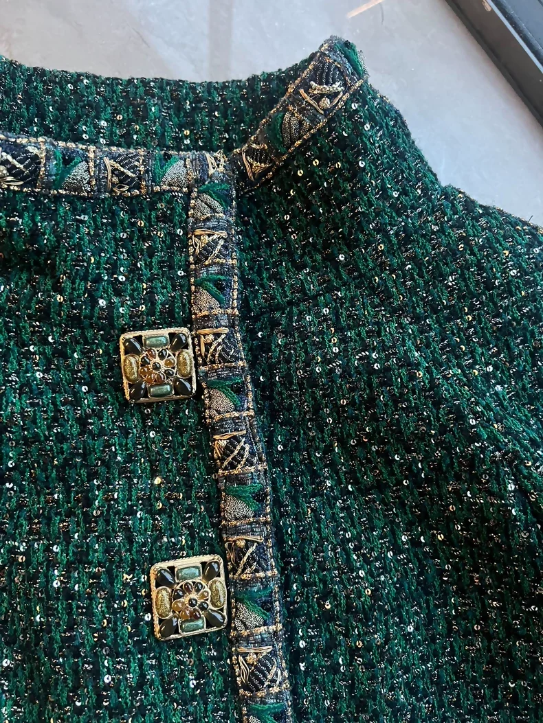 Chanel Byzantine Emerald Green tweed Jacket - Image 2