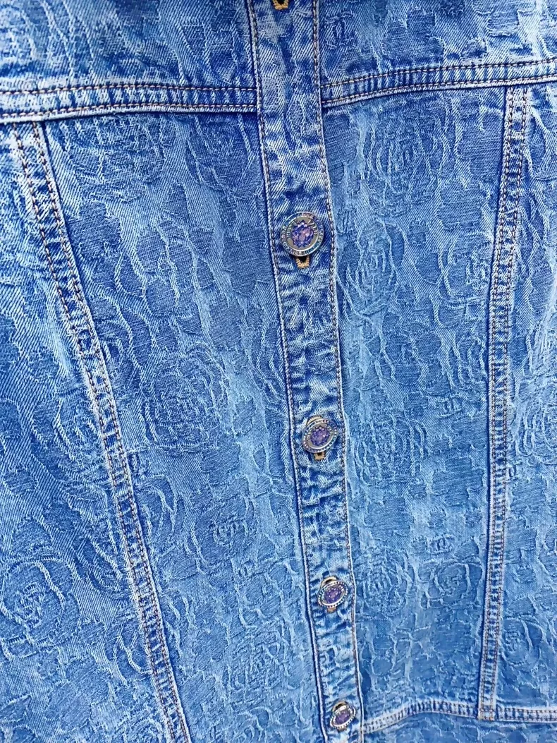 Chanel 23P long denim camellia coat 36FR - Image 5