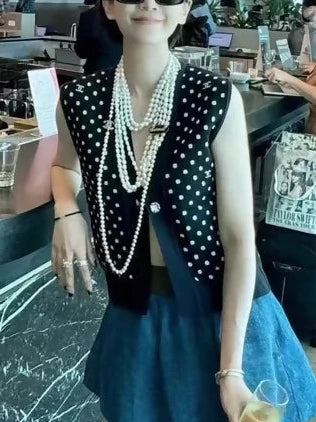 Chanel 24P Camellia Reversible Vest - Image 3