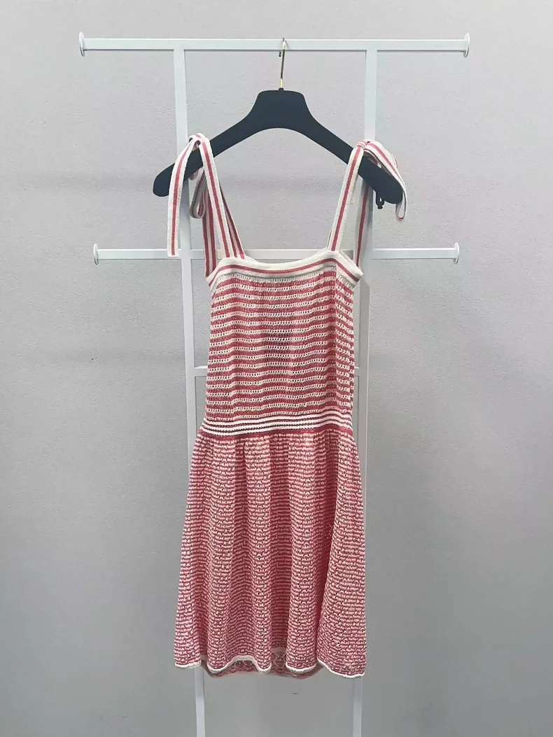 Chanel pink dress - Image 2