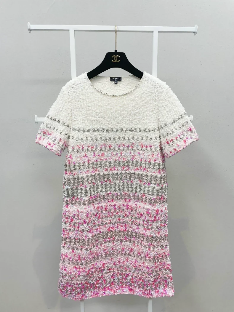Chanel 18 pink-purple dress