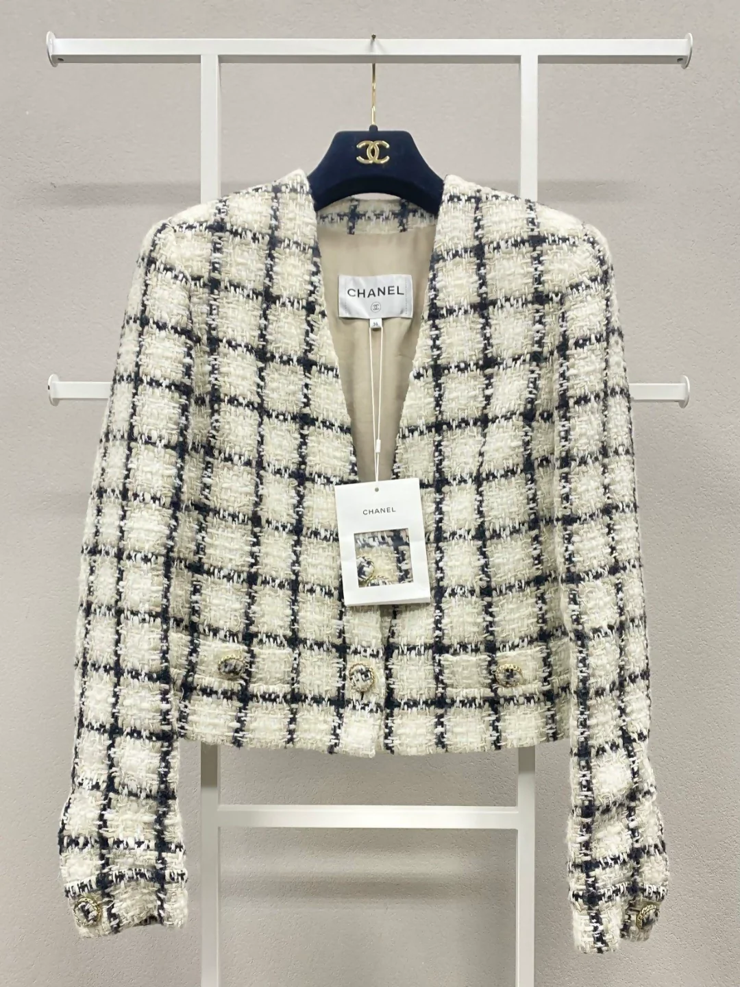 Chanel 19 black & white tweed Jacket
