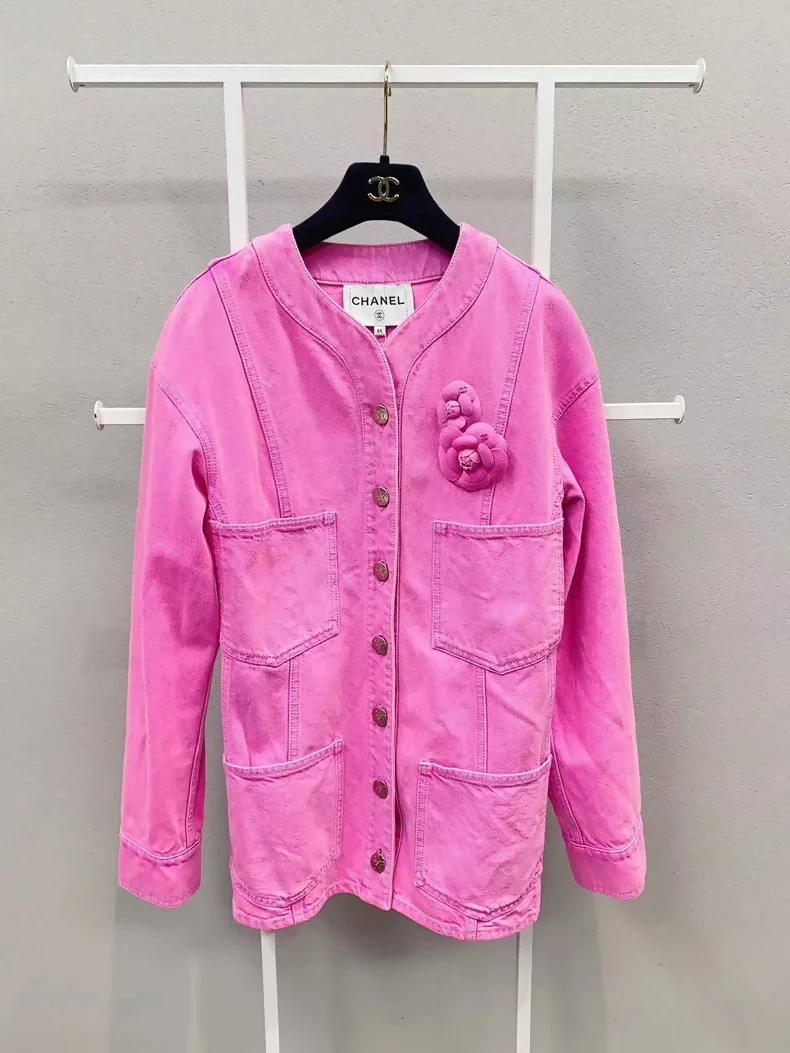 Chanel 21 rose denim jacket