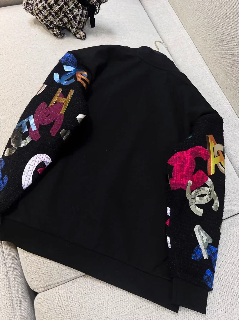 Chanel 22A black & multicolor cardigan - Image 3
