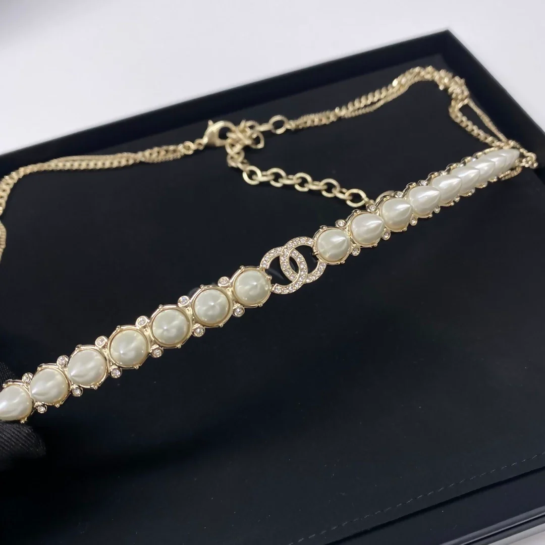 Chanel 22A pearl double C rhinestone waist necklace - Image 3