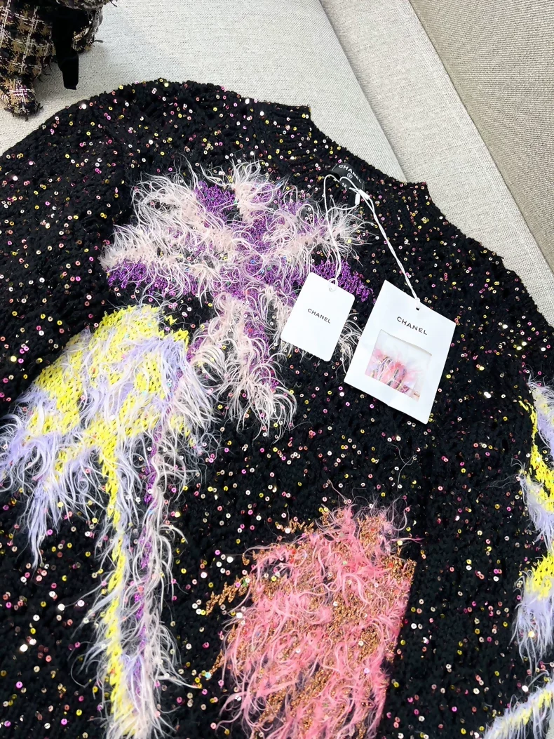 Chanel 24c colorful ostrich feather sequined knit top - Image 3