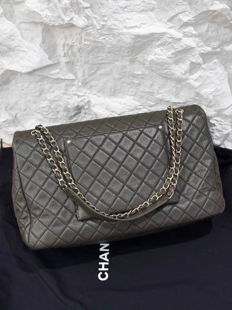 Chanel Maxi flap bag CF large grey-green airport bag - Image 2