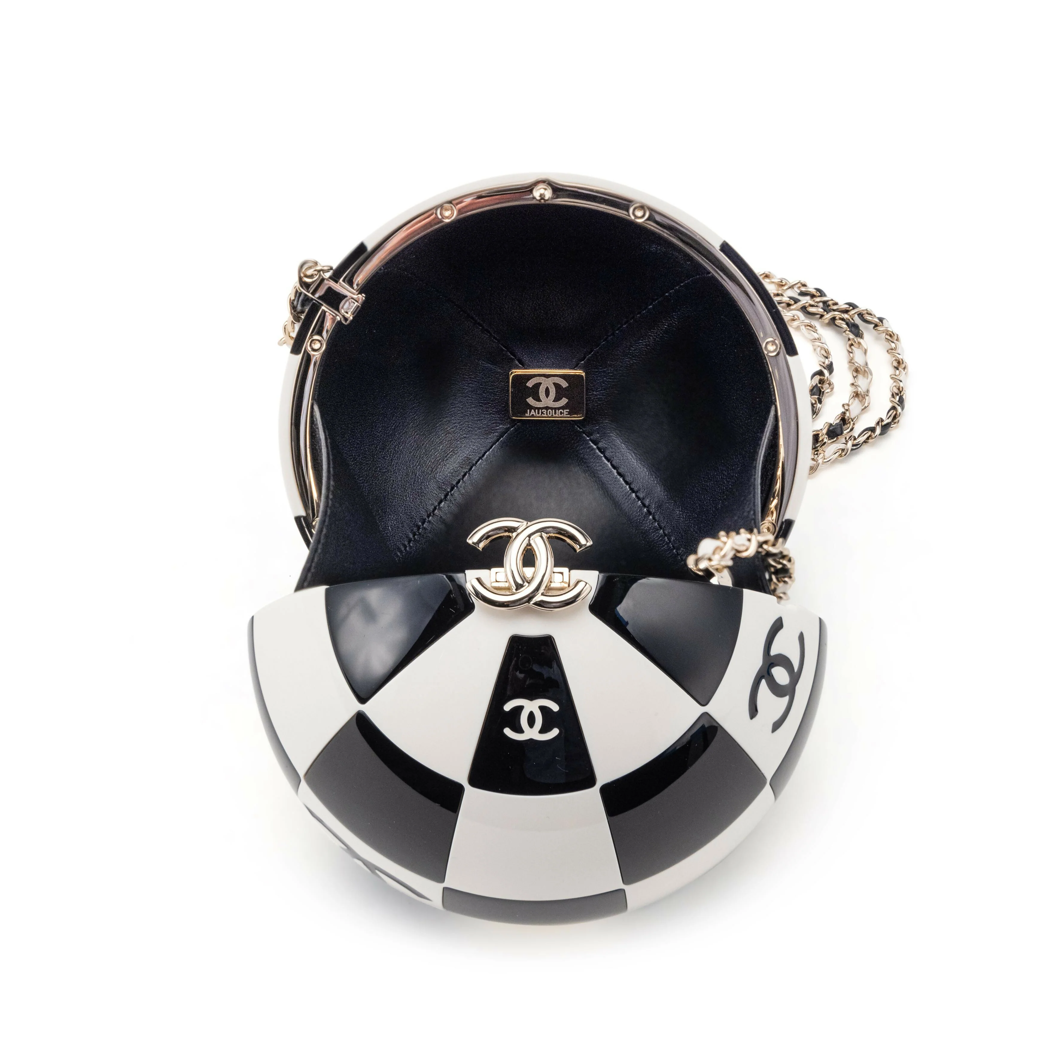Chanel Checker Sphere Minaudière – Cruise Collection 2023 - Image 3