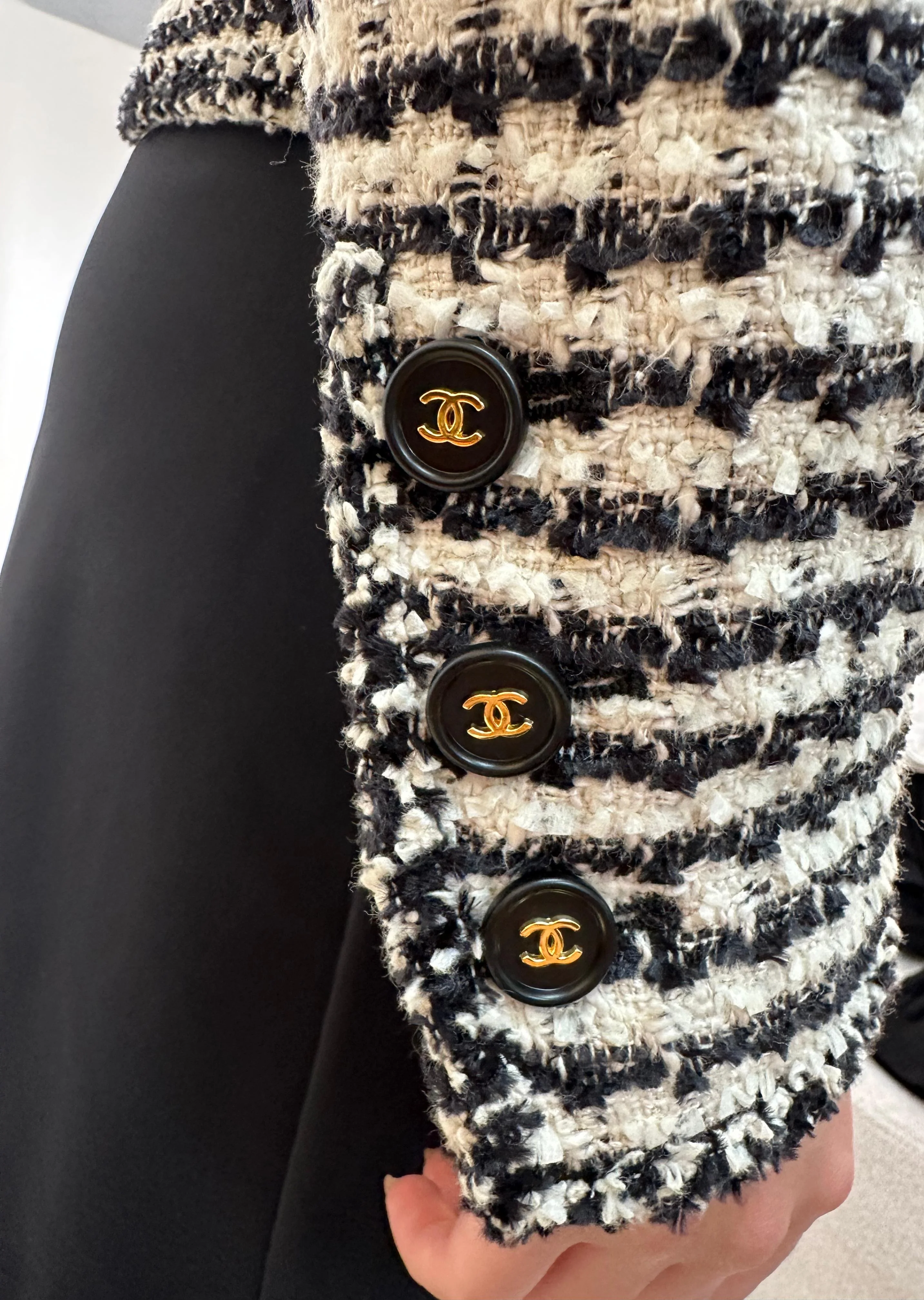 CHANEL Chidori Pattern Coco Button Tweed Jacket - Image 5
