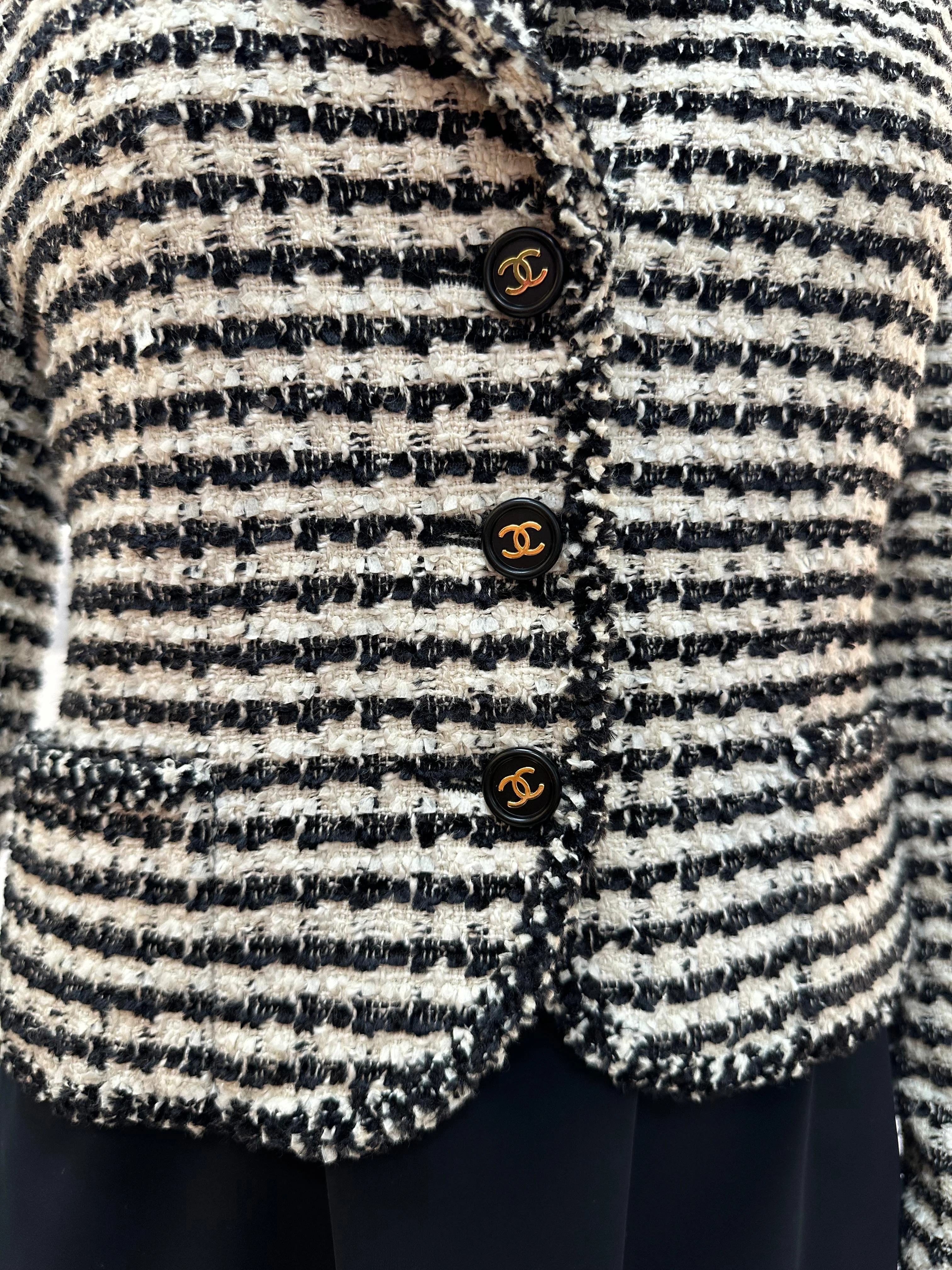 CHANEL Chidori Pattern Coco Button Tweed Jacket - Image 6