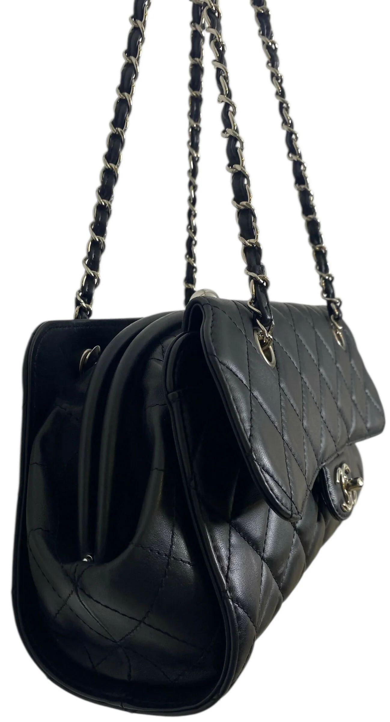 Chanel Classic Black CC Kisslock Lambskin Frame Compartment Bag - Image 3