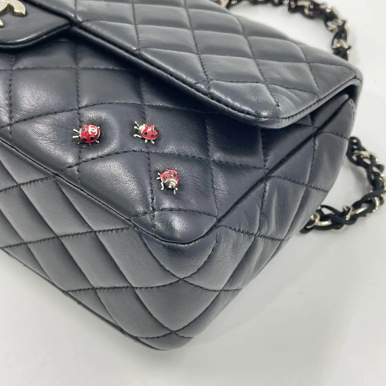 Chanel Classic Medium Lady Bug Flap Bag - Image 5