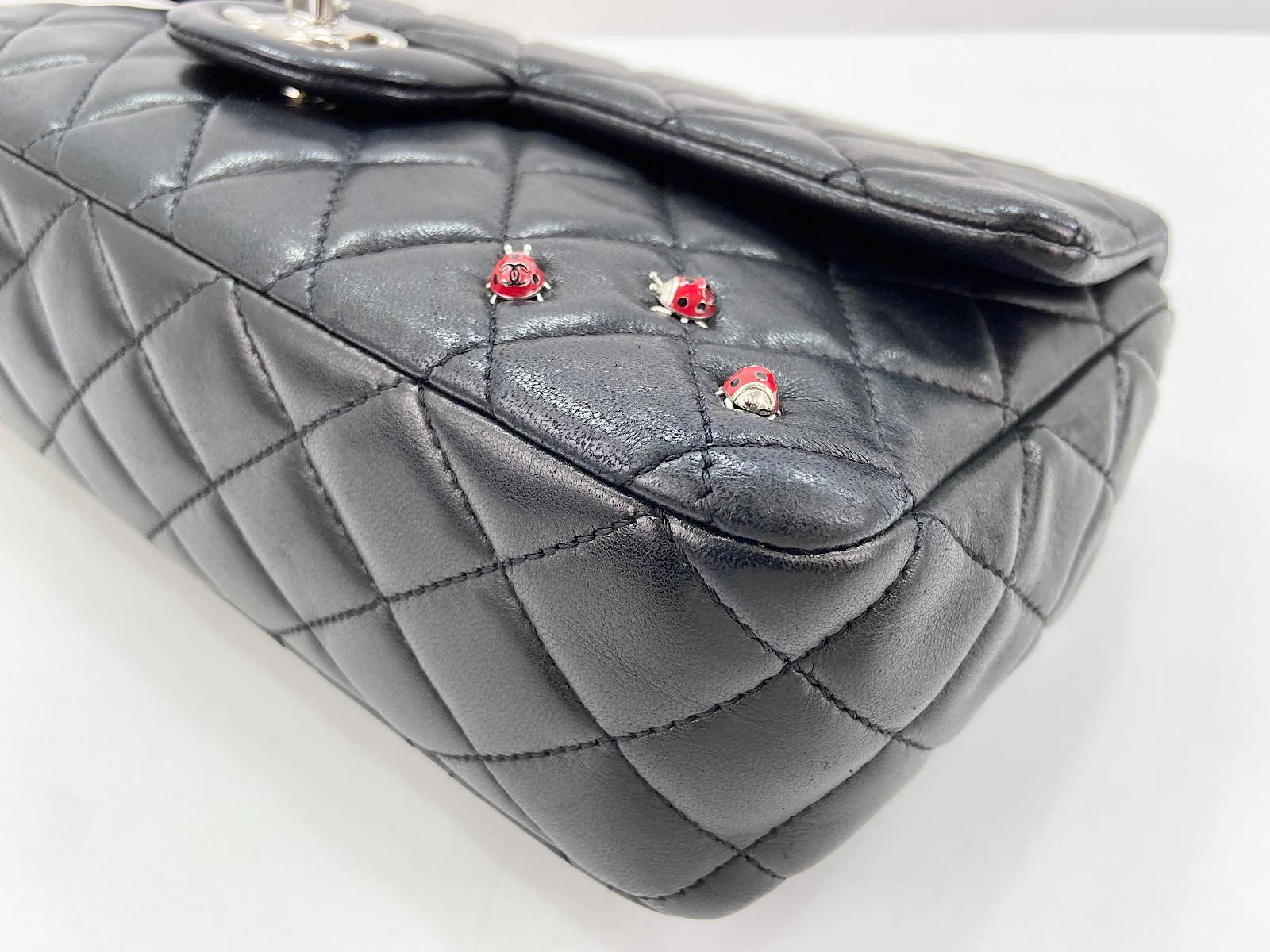 Chanel Classic Medium Lady Bug Flap Bag - Image 6