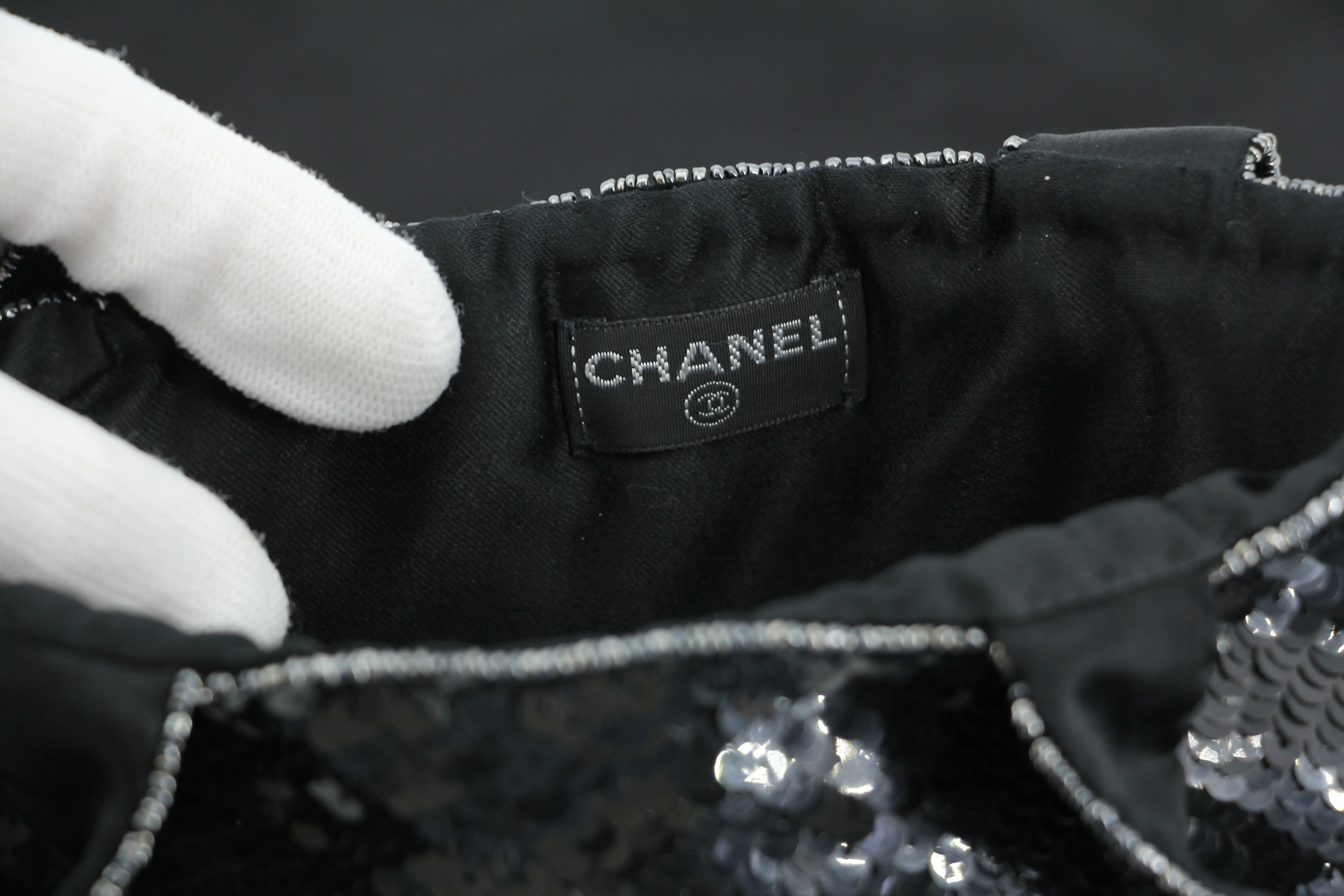 Chanel Coco Mark Metallic Black Sequin Tote Bag - Image 5