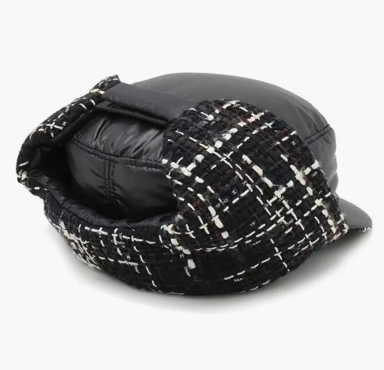 Chanel Coco Neige hat - Image 3