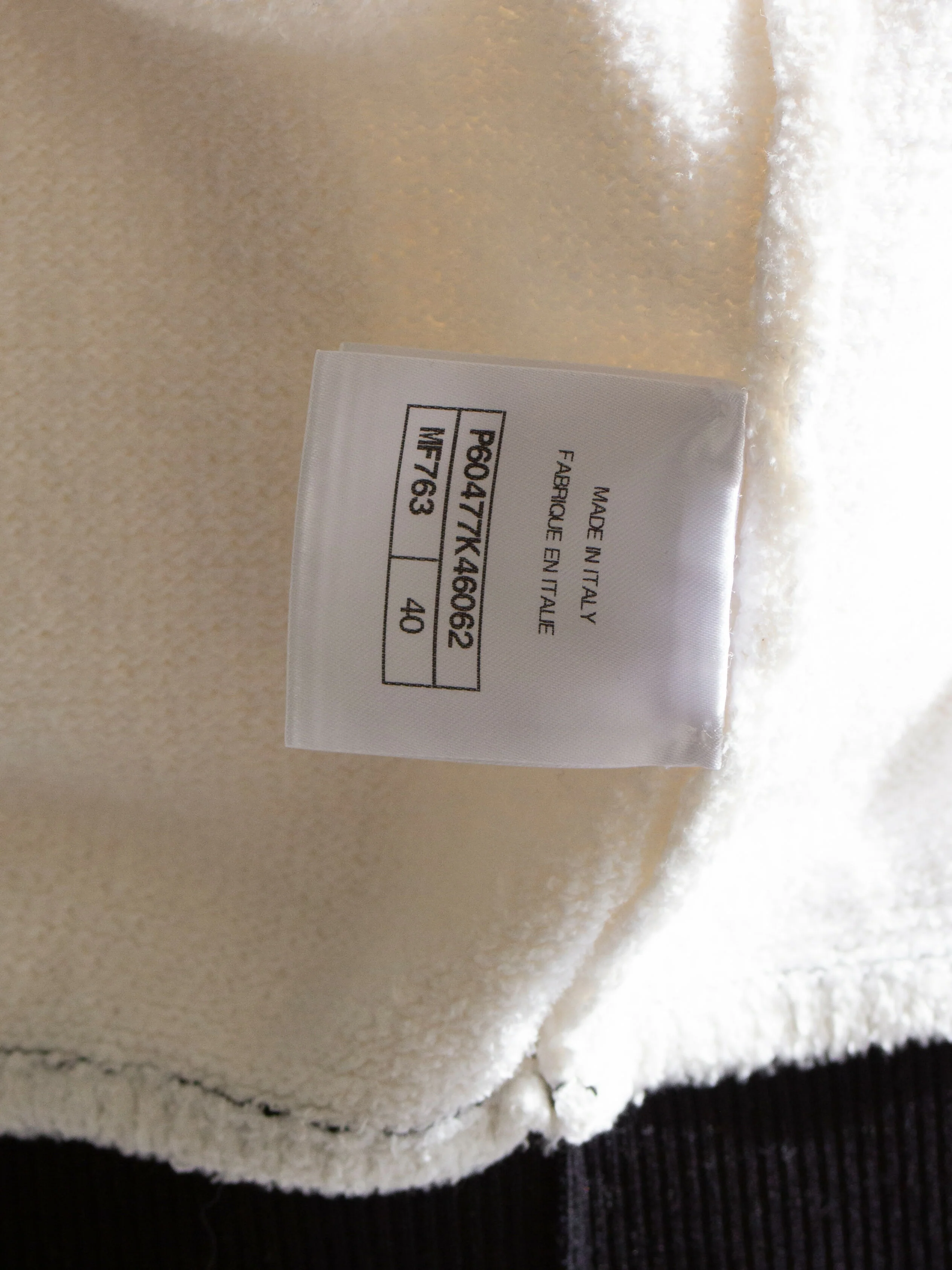 Chanel Cruise 2019 La Pausa White Black Gold Terry 19C Cardigan Jacket - Image 7