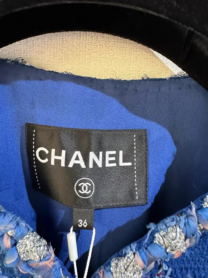 Chanel 23C Blue tweed Jacket - Image 3