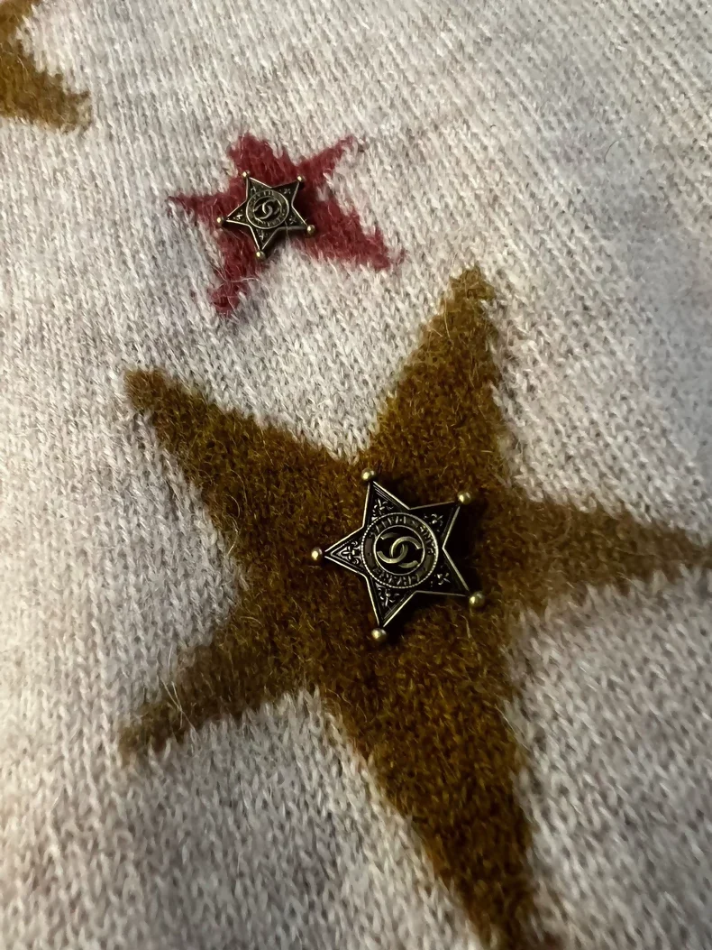 Chanel 2014 star ecru sweater - Image 2