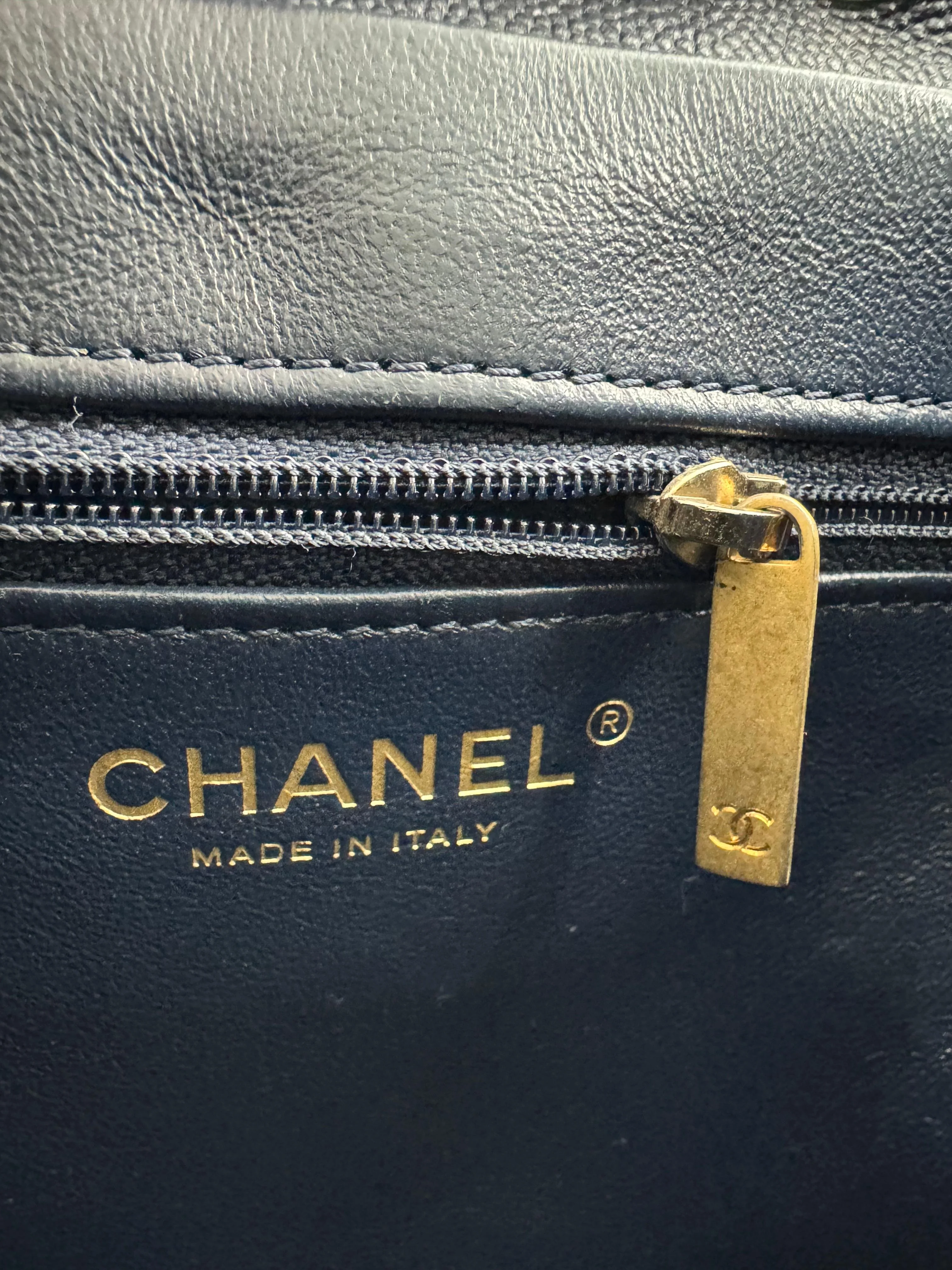 Chanel Dark Blue leather backpack with gold hardware - Image 5