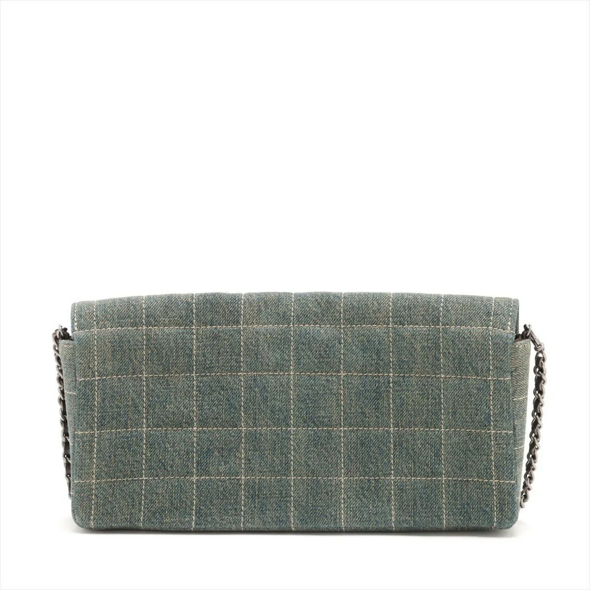 Chanel Denim Chocolate Bar Quilted East West Matte Silver Chain Flap Bag - Image 2