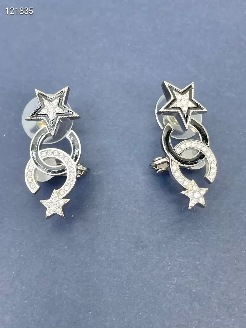 Chanel double C rhinestone star earrings - Image 2
