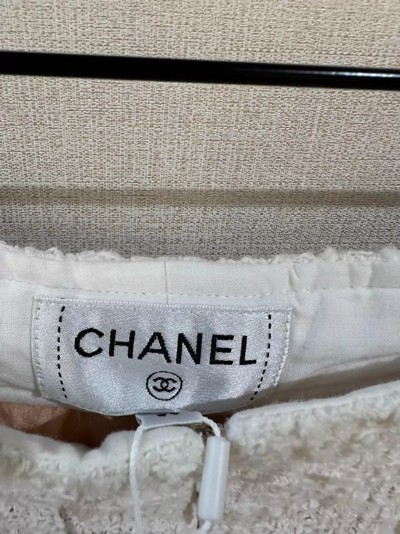 Chanel 21S White Tweed Wide-Leg Trousers - Image 2