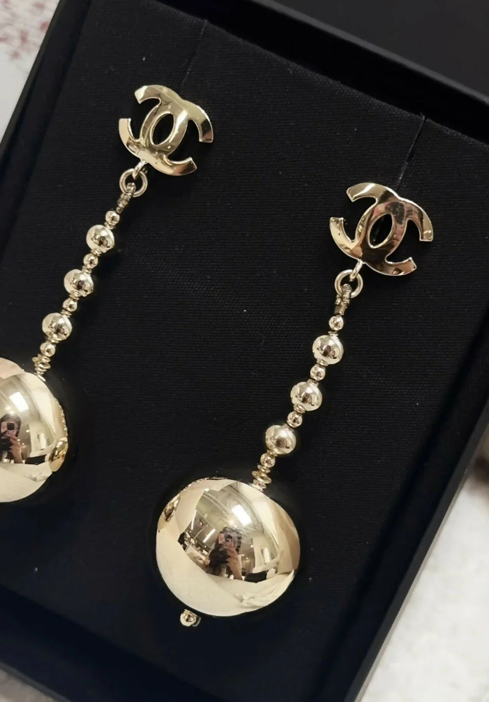 Chanel 21S Gold CC drop earrings - Image 3