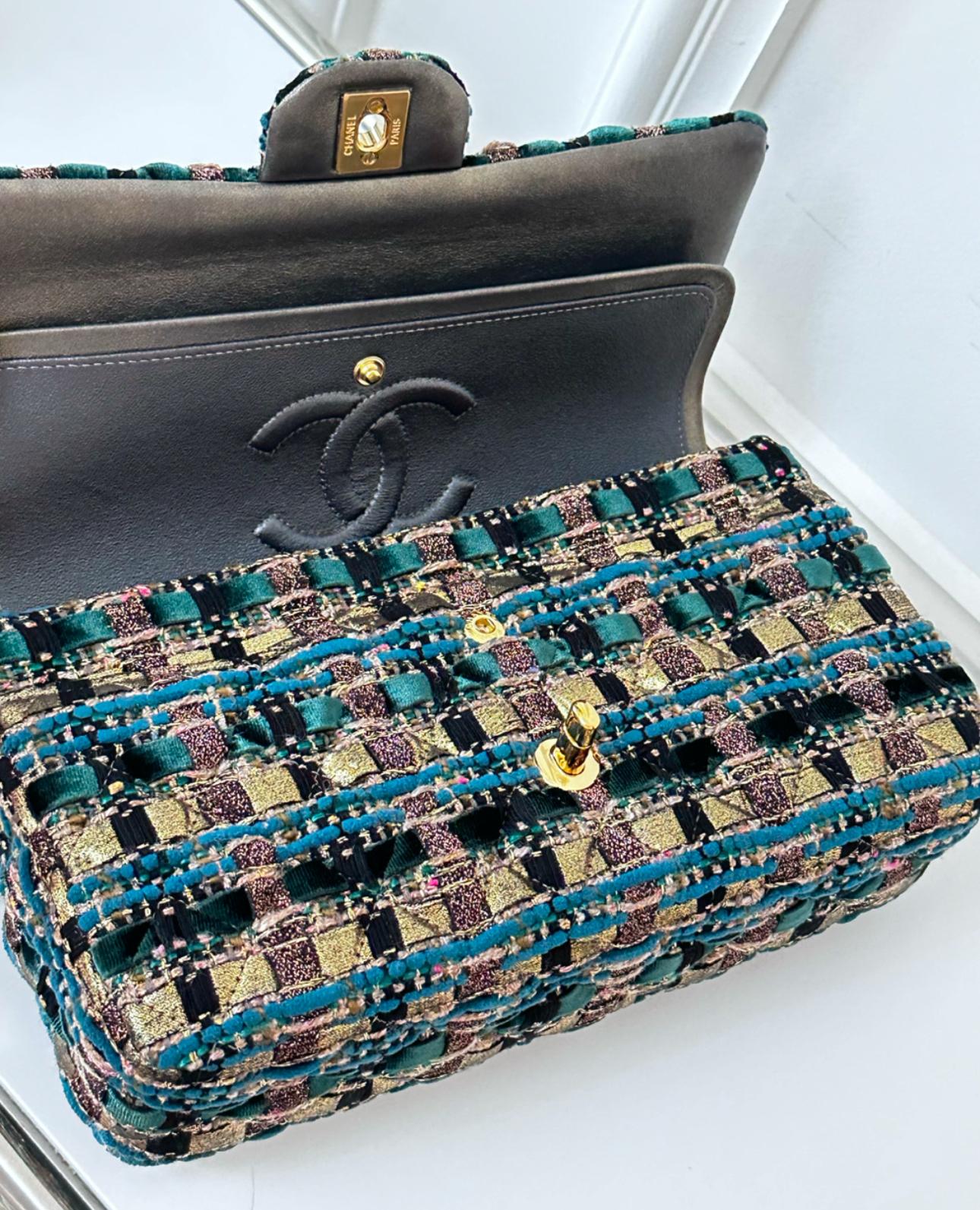 CHANEL Egypt 19A medium double flap tweed handbag - Image 3