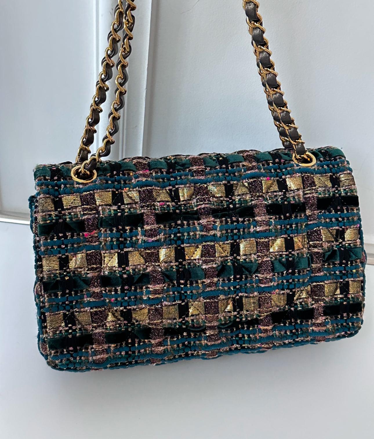 CHANEL Egypt 19A medium double flap tweed handbag - Image 4