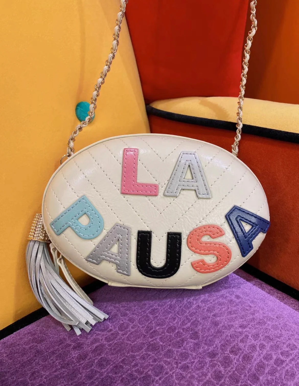 CHANEL Embroidered Lambskin Chevron Quilted La Pausa Evening Bag White - Image 2