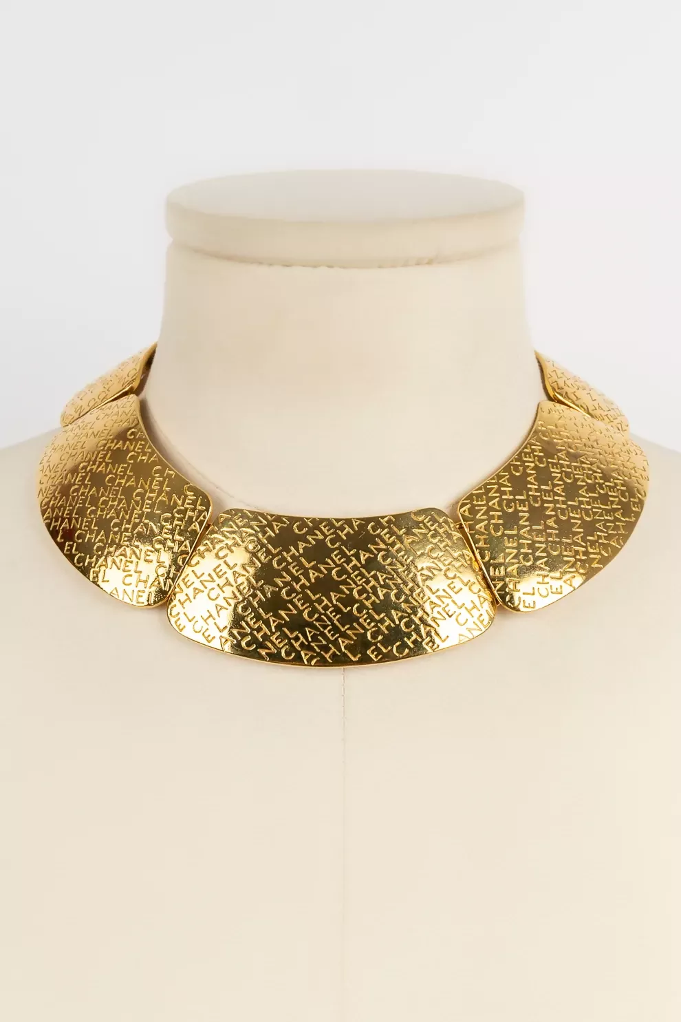 Chanel Engraved Collar Necklace, Late 1980s - Image 2