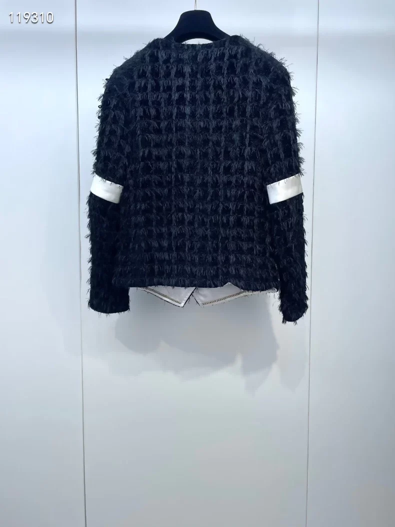 Chanel 20k Black and White Jacket - Image 2