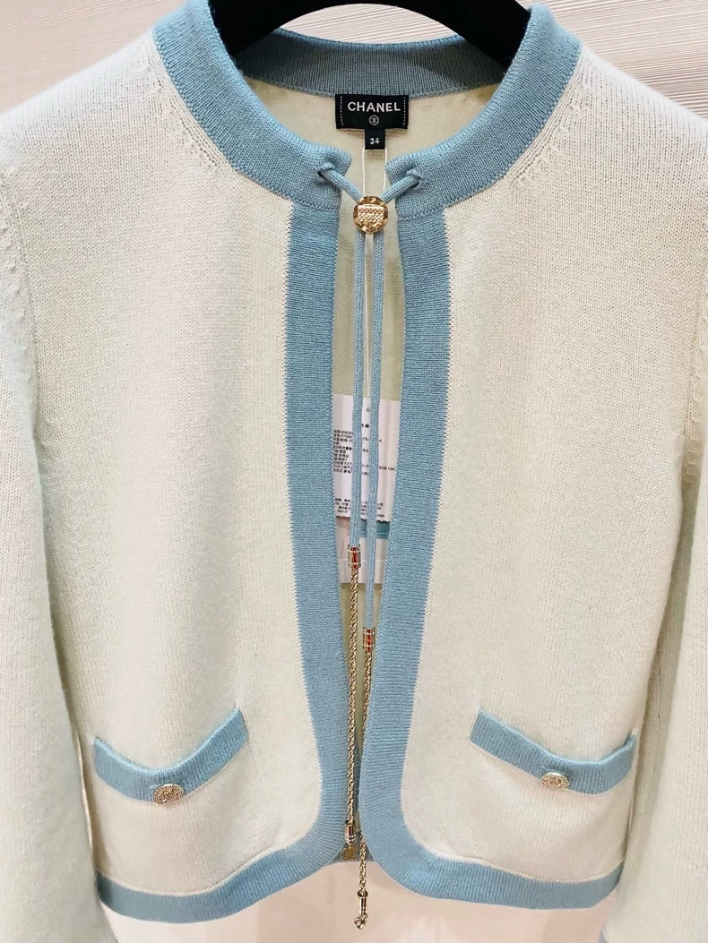 Chanel 25A cashmere knit cardigan & top - Image 3