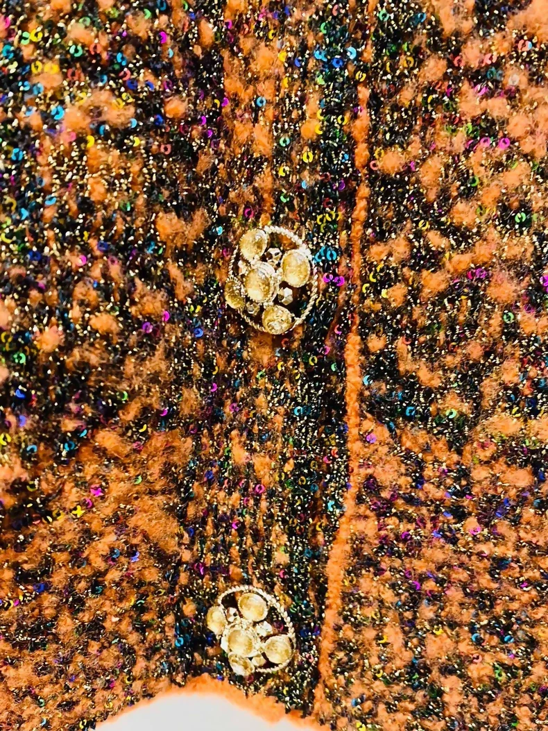 Chanel 24K Orange tweed Sequined Knit Cardigan - Image 3