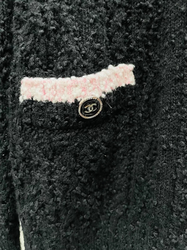 Chanel 24P black and pink knit cardigan - Image 3