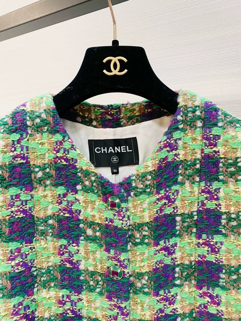 Chanel 25N Colorful Tweed Vest - Image 2
