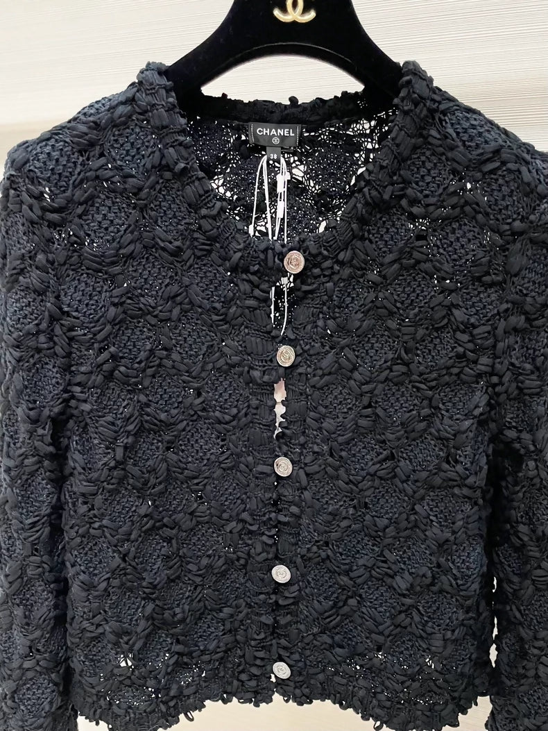 Chanel 25p black cardigan - Image 3