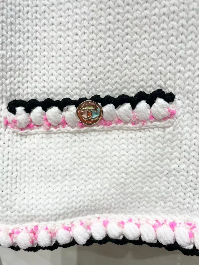 Chanel 24S White & multicolore Cardigan - Image 3