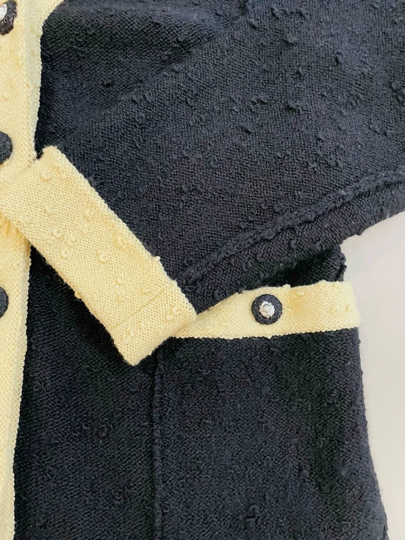 Chanel 24K black and yellow wool knit cardigan - Image 3