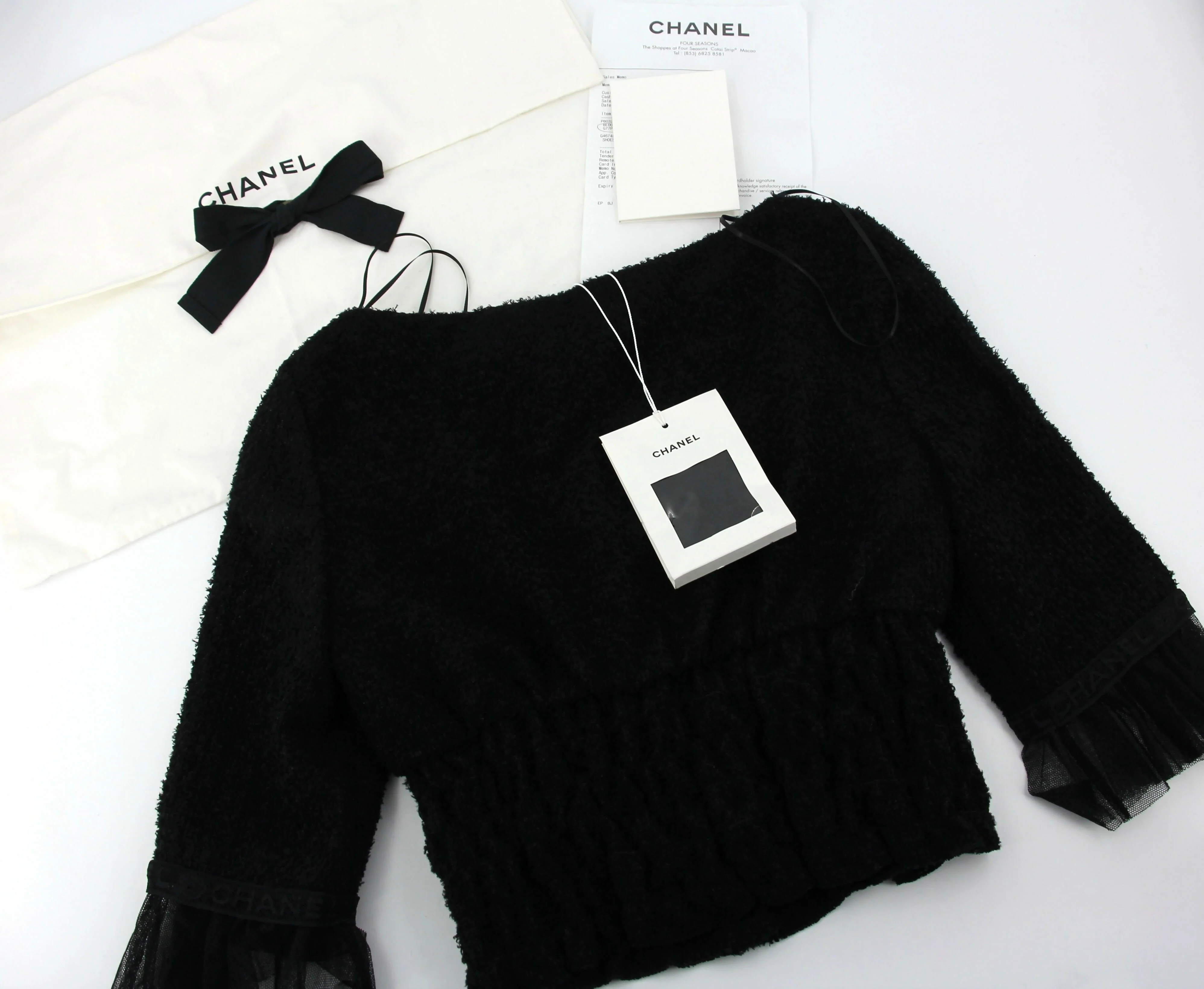 Chanel Fall-Winter 2025/26 Pre-Collection Iridescent Wool Tweed & Cotton Tulle Short Sleeved Top - Image 9