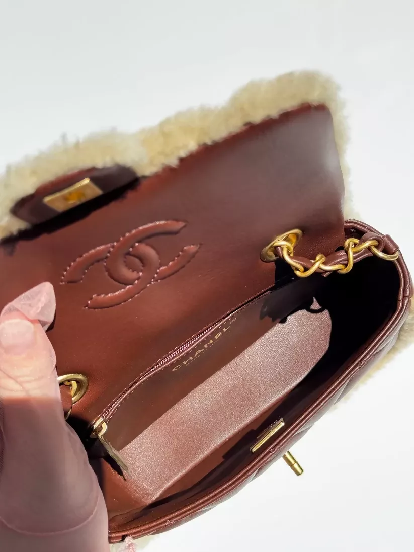 Chanel Fall/Winter 2025 Brown Mini Shearling Flap Bag - Image 8