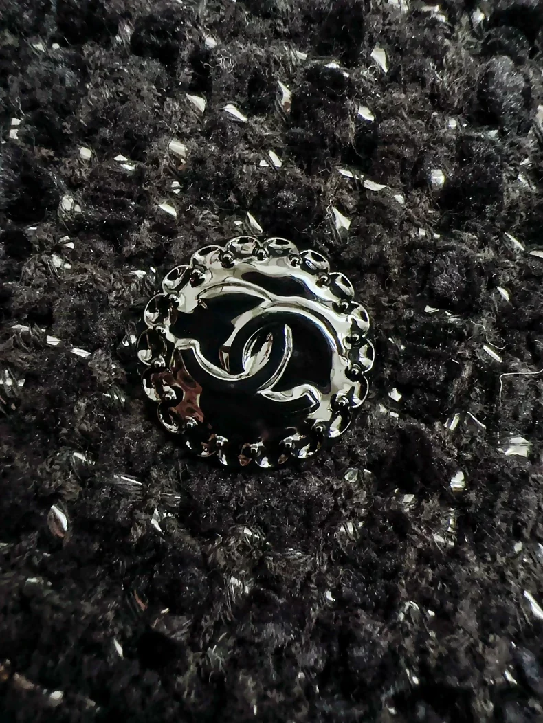 Chanel 22B Black Tweed Jacket - Image 2